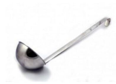557932