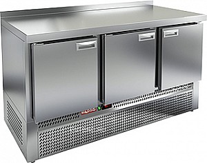 Холодильный стол  HICOLD GNE 111/TN